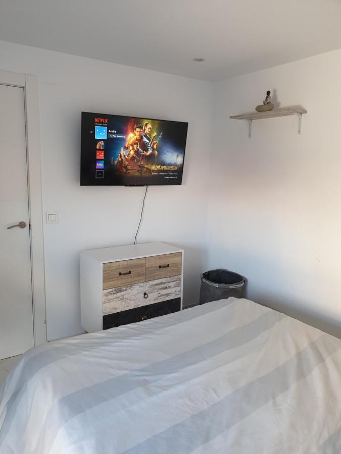 Beachside Apartment In טורבייחה מראה חיצוני תמונה