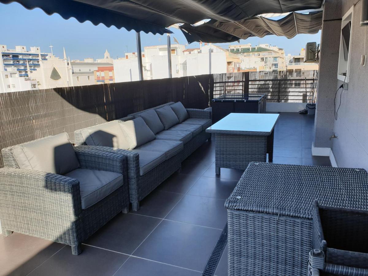 Beachside Apartment In טורבייחה מראה חיצוני תמונה